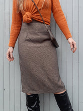 Charger l'image dans la galerie, Jupe vintage Aimée - Coupe crayon & tissus chiné. Taille XS, 34, 36