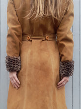 Charger l'image dans la galerie, Manchons Jane - Fourrure synthétique Léopard. Taille unique.