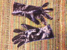 Charger l'image dans la galerie, Gants Flavie - Panne de velours violet. Sonia Rykiel