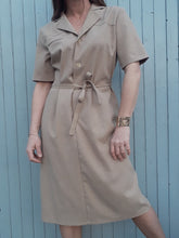 Charger l'image dans la galerie, Robe Lisa - Couleur sable. Taille L, 40, 42
