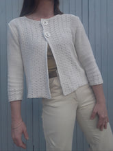 Charger l'image dans la galerie, Cardigan vintage Anne - Mailles ajourées. Taille S, 36, 38