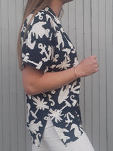 Charger l'image dans la galerie, Chemisier vintage Océane - Imprimé marin. Taille M, 38, 40