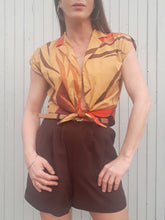 Charger l'image dans la galerie, Blouse vintage Camélia - Feuillage safari. Taille M, 38, 40. Fabriqué en France