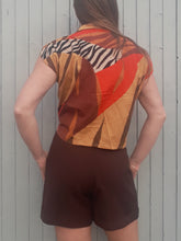 Charger l'image dans la galerie, Blouse vintage Camélia - Feuillage safari. Taille M, 38, 40. Fabriqué en France