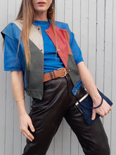 Charger l'image dans la galerie, Veste sans manche en patchwork de cuir. Taille L, 40, 42. Couleurs Vintage. Bleu, rouge, camel, vert bouteille, jaune.