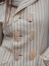 Charger l'image dans la galerie, Blazer vintage Shania - Double boutonnière croisée boutons masques. Taille M, 38, 40