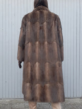 Charger l'image dans la galerie, Manteau vintage Line - Fourrure. Taille L, 40, 42