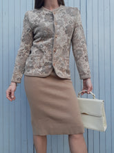 Charger l'image dans la galerie, Ensemble vintage Viviane - Laine beige fleurie. Taille S, 36, 38. Devernois Paris