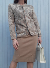 Charger l'image dans la galerie, Ensemble vintage Viviane - Laine beige fleurie. Taille S, 36, 38. Devernois Paris
