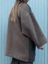 Charger l'image dans la galerie, Ensemble vintage Katarina - Veste oversize & Jupe crayon. Taille S, 36, 38. Bellocoton. Fabriqué en France