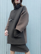 Charger l'image dans la galerie, Ensemble vintage Katarina - Veste oversize & Jupe crayon. Taille S, 36, 38. Bellocoton. Fabriqué en France