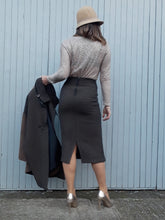 Charger l'image dans la galerie, Ensemble vintage Katarina - Veste oversize & Jupe crayon. Taille S, 36, 38. Bellocoton. Fabriqué en France