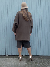 Charger l'image dans la galerie, Ensemble vintage Katarina - Veste oversize & Jupe crayon. Taille S, 36, 38. Bellocoton. Fabriqué en France