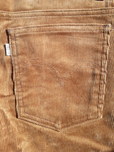 Charger l'image dans la galerie, Jean Levi's 632 Chloé - Velours côtelé marron. Taille S, 36, 38. W31 L36