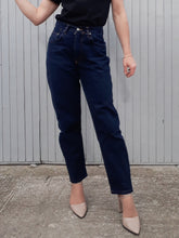 Charger l'image dans la galerie, Jean jinglers denim bleu marine. Couleurs Vintage. Taille M, 38, 40
