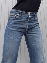 Charger l'image dans la galerie, Jean Levi's 501. Coton. Taille S, 36, 38. W30 L32