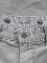 Charger l'image dans la galerie, Chino Emmi - Levi's Dockers. Taille L, 40, 42. W32 L30