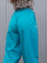 Charger l'image dans la galerie, Pantalon vintage Romy - Bleu turquoise. Coupe XXL.Taille S, 36, 38. Fabriqué en France