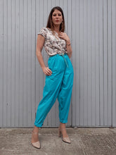 Charger l'image dans la galerie, Pantalon vintage Romy - Bleu turquoise. Coupe XXL.Taille S, 36, 38. Fabriqué en France