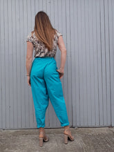 Charger l'image dans la galerie, Pantalon vintage Romy - Bleu turquoise. Coupe XXL.Taille S, 36, 38. Fabriqué en France