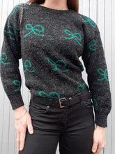 Charger l'image dans la galerie, Pull vintage Laura - Imprimé fantaisie. Taille S, 36, 38. Fabriqué en France