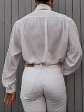 Charger l'image dans la galerie, Chemisier vintage Georgina - Col Lavallière. Taille XL, 42, 44. Weinberg. Fabriqué en France