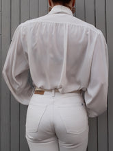 Charger l'image dans la galerie, Chemisier vintage Georgina - Col Lavallière. Taille XL, 42, 44. Weinberg. Fabriqué en France