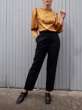 Charger l'image dans la galerie, Pantalon vintage Tessie - Karting noir. Taille L, 40, 42. Fabriqué en France