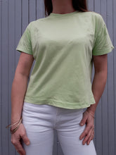 Charger l'image dans la galerie, Tee-shirt Naf Naf vert Couleurs Vintage. Taille M, 38, 40