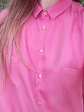 Charger l'image dans la galerie, Chemisier vintage Valentine - Soie rose fuchsia. Taille L, 40, 42. Alain Figaret