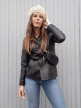 Charger l'image dans la galerie, Veste en cuir d'agneau vintage, coupe cintrée, taille S, 36, 38. Oakwood. Couleurs Vintage