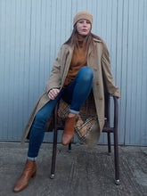 Charger l'image dans la galerie, Trench coat, paletot Burberry. Couleurs Vintage. Beige et tartan, taille XL, 42, 44