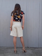 Charger l'image dans la galerie, Chemisier d'été Couleurs Vintage, tissus à fleurs effet froissé. Taille M, 38, 40