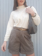 Charger l'image dans la galerie, Pull vintage Cynthia - Broderies florales. Beige. Taille M, 36, 38, 40