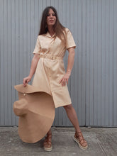 Charger l'image dans la galerie, Robe Noémie - Toute boutonnée, couleur saumon. Taille L, 40, 42