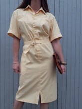 Charger l'image dans la galerie, Robe vintage Diane - Jaune clair. Taille XL, 42, 44. Fabriqué en France
