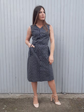 Charger l'image dans la galerie, Robe vintage Lucia - Pois et fleurs violettes. Taille S, 36, 38. Fabriqué en France