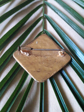 Charger l'image dans la galerie, Broche vintage - Ethnique. Motif d'oiseau tribal.