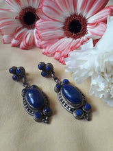Charger l'image dans la galerie, Boucles d'oreilles vintage - En argent et lapis lazuli. Style Ethnique.