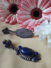 Charger l'image dans la galerie, Boucles d'oreilles vintage - En argent et lapis lazuli. Style Ethnique.