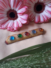 Charger l'image dans la galerie, Broche vintage - Cabochons multicolores. Création d'art Geneviève. France