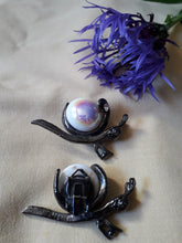 Charger l'image dans la galerie, Boucles d'oreilles vintage - Métal. A clips.