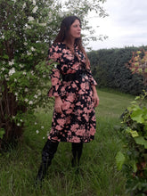 Charger l'image dans la galerie, Robe vintage Pippa - Froufrous et volants. Taille M, 38, 40. Fabriqué en France