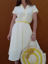 Charger l'image dans la galerie, Robe vintage Léna - Col brodé. Taille M, 38, 40. Fabriqué en France