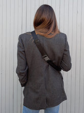 Charger l'image dans la galerie, Veste vintage Carmen. Yves Saint Laurent. Grise à rayures. Taille S, 36, 38. Fabriqué en France