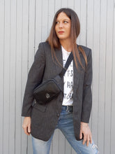 Charger l'image dans la galerie, Veste vintage Carmen. Yves Saint Laurent. Grise à rayures. Taille S, 36, 38. Fabriqué en France