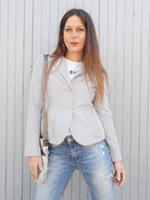 Charger l'image dans la galerie, Veste Irène - A rayures grises et bleues. Manoukian. Taille S, 34, 36