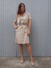 Charger l'image dans la galerie, Ensemble vintage Roxanne - Veste et robe trois trous. Taille M, 38, 40. Bragard. Made in France
