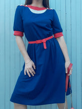 Charger l'image dans la galerie, Robe vintage Lydia - Empiècement filet. Taille S, 36, 38