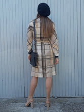 Charger l'image dans la galerie, Robe vintage Gabrielle - Coupe asymétrique. Taille S, 36, 38. Made in France.